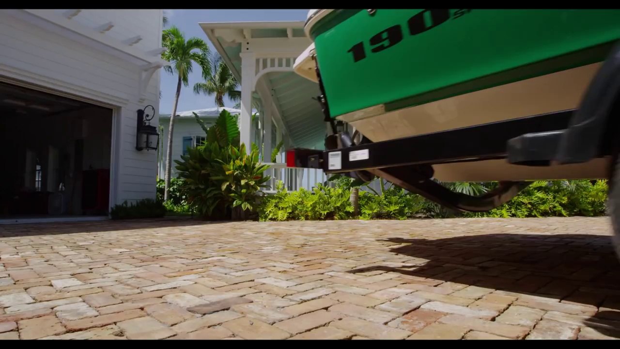 Speed Boats for Sale in India - Sea Ray 190 Sport - Marine Solutions