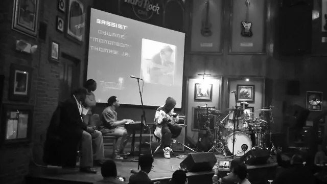 MonoNeon :: LIVE at Hard Rock Cafe :: Memphis (pt.1)