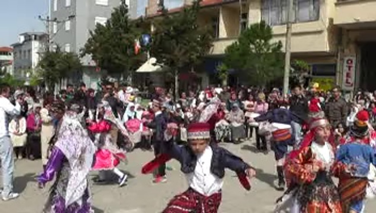 Nikfer tv 23 nisan bayram görüntüleri 1.bölüm"