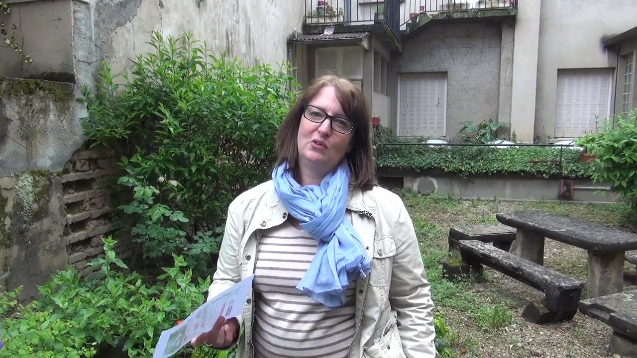 Corinne Garay présente le dossier multimédias "jardins d'exception"