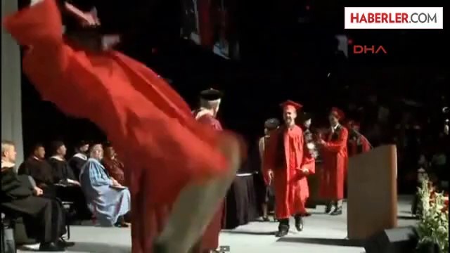 Mezuniyet Kutlaması Ters Gidince Ortaya Bu Görüntü Çıktı