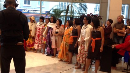 Orange Madagascar chante "vakana" - janvier 2014 ( séjour pour La 22ème éd. de la Nuit de la Voix)