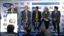 Vicente del Bosque celebra el décimo aniversario de las Escuelas Deportivas Danone