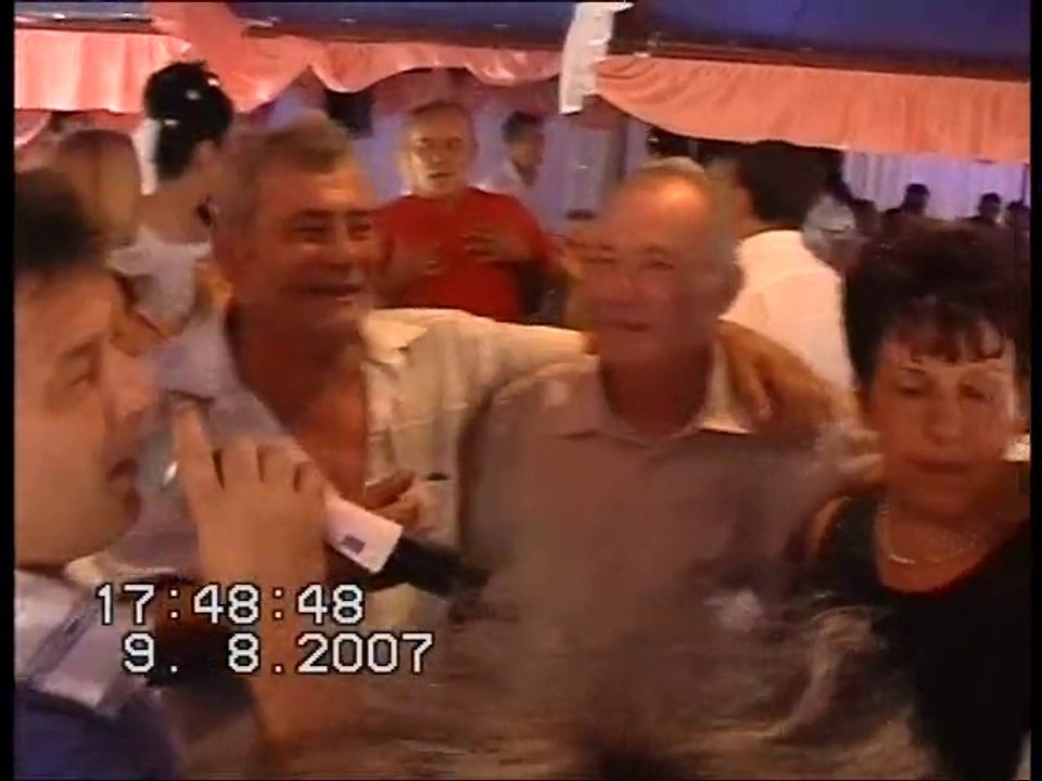 SHOCKY BAND (PRAVA STVAR) - DEO ATMOSVERE SA SVADBE MALA VRBICA 2007... 1 DEO...