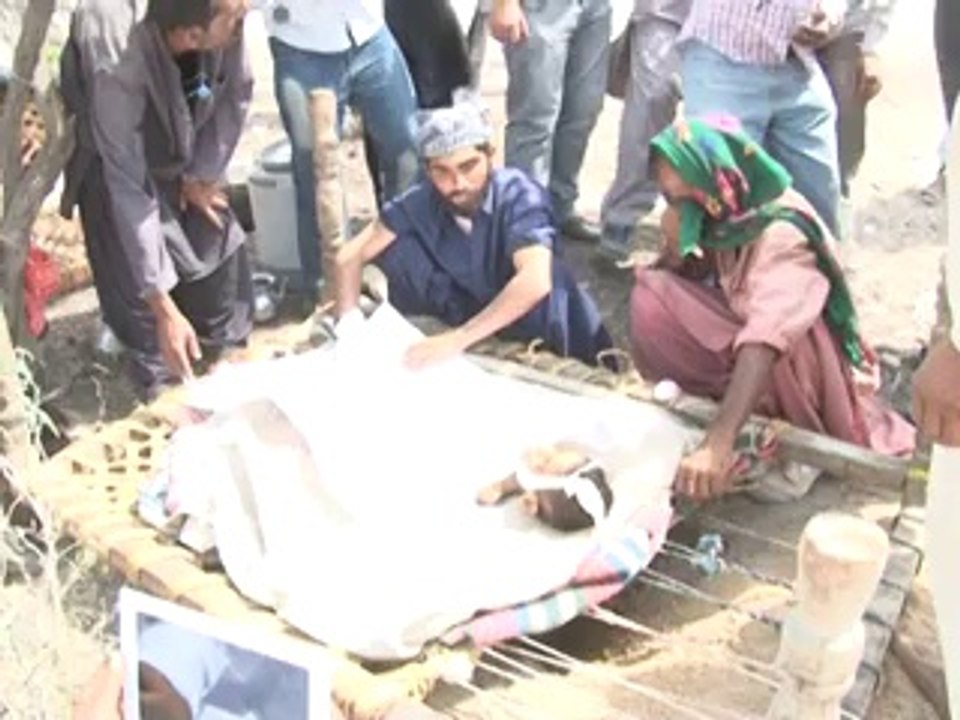 Chairman PRF Haleem Adil Sheikh visited Village Jan Muhammad Burfat on 30.03.2014