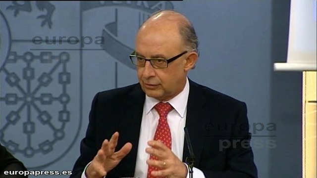 Montoro insiste en que no habrá subida de impuestos