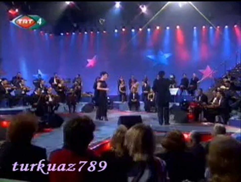 Neşe DURSUN SARAÇ-Gurbette Ömrüm Geçecek Bir Daracık Yerim De Yok