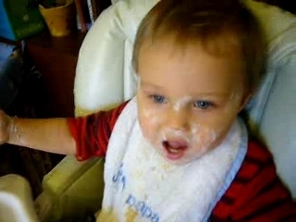 Malo après avoir "mangé" son yaourt !