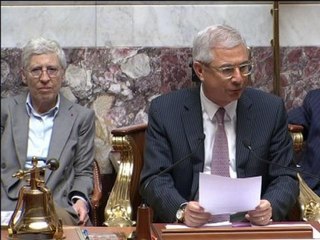 Bartolone remercie les députés qui quittent l'Assemblée - 30/04