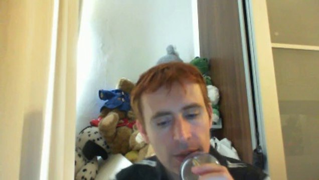 Wiwi égratigne hey stay ho de Chen