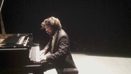 Nicolas Celoro joue "la Vallée d Obermann" de LISZT