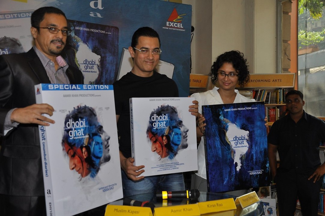Bollywood Star Aamir Khan and Kiran Rao at Movie Dhobi Ghat DVD launch