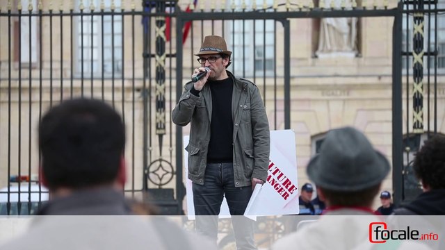 Manifestation des collectifs de précaires, chômeurs, intermittents et intérimaires à Dijon