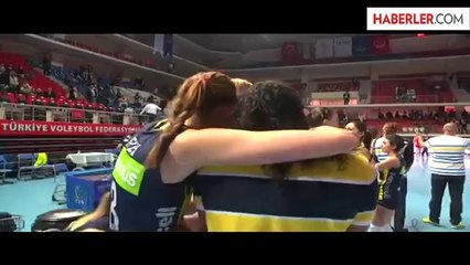 Fenerbahçe, Galatasaray Odeabank'ı 81-61 Yendi