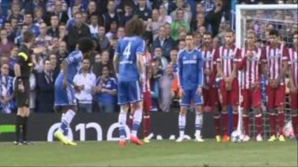 Wilian Great Free Kick ~ Chelsea vs Atletico Madrid UCL 30/04/2014 ~ HD