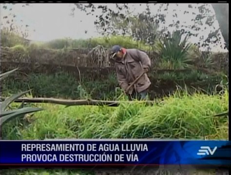 Incomunicadas 8 comunidades de Tungurahua por colapso de vía