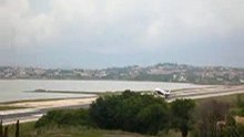 avion qui décolle en grece