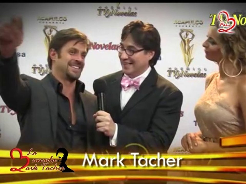 Entrevista al Jefe Mark Tacher en los Premios TV y Novelas.