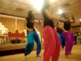 Beautiful Girls dancing on Shaadi Dance