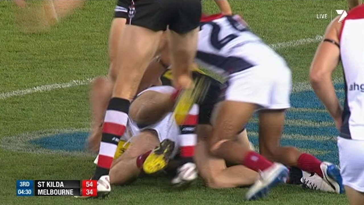 AFL 2014 Round 1 - St Kilda v Melbourne 3rd Quarter x264