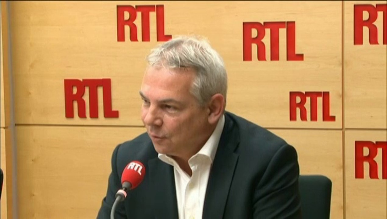 Thierry Lepaon (CGT) reproche aux députés socialistes le vote du plan d'économies