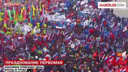 Kızıl Meydan'da 80 Bin Kişi Toplandı