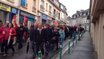 Premier mai : 800 manifestants défilent à Hennebont