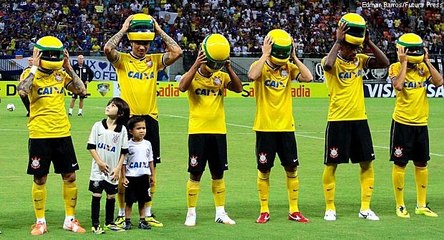 Le bel hommage des Corinthians à Ayrton Senna !