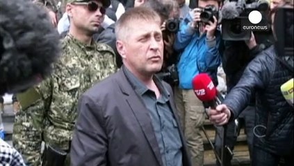 1° maggio secessionista a Slaviansk. Si tratta per gli osservatori