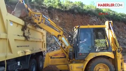 Bodrum'da İsale Hattında Patlama, Yolları Dereye Çevirdi