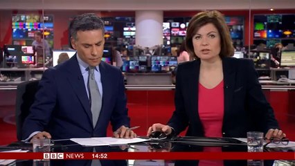 O Νάιτζελ Φάρατζ δέχεται αβγό στο κεφάλι