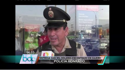 Policía devolvió mil dólares abandonados en un cajero de banco en SJL