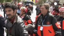 Scènes de guérilla urbaine dans les rues d'Istanbul