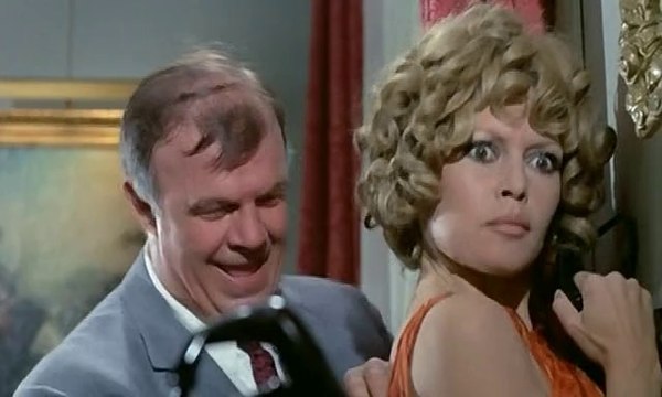 -film les novices -2/3- (1970)- Bardot- Annie Girardot -