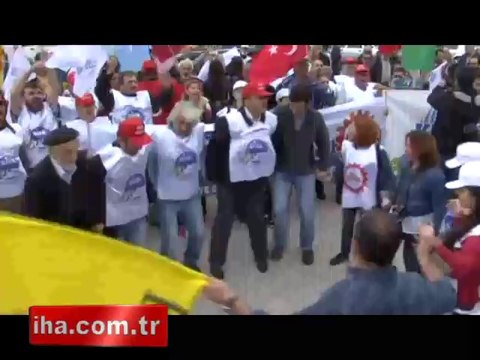 Rize’de 36 Yıl Sonra 1 Mayıs Kutlandı - VİDEO İZLE - olay53.com