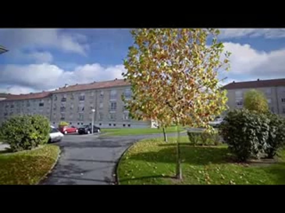 Chalons-en-Champagne (51) : visite des cités de la "Rive Gauche"