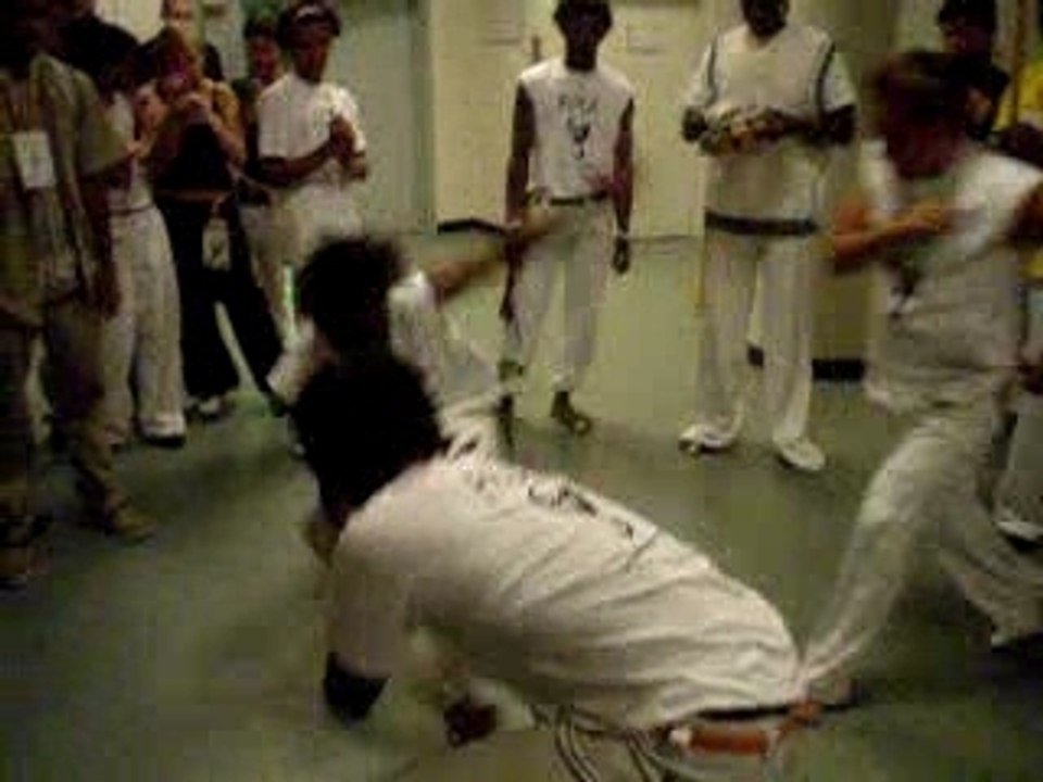 capoeira 24.08.05 au Stade de france