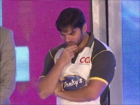 Bollywood Stars Sunil Shetty, Sohail Khan, Salman Khan & Aftab Shivdasani Ritesh Deshmukh at Celebrity Cricket League CCL