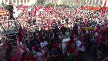 100,000 Russians march on Red Square in patriotic fervour