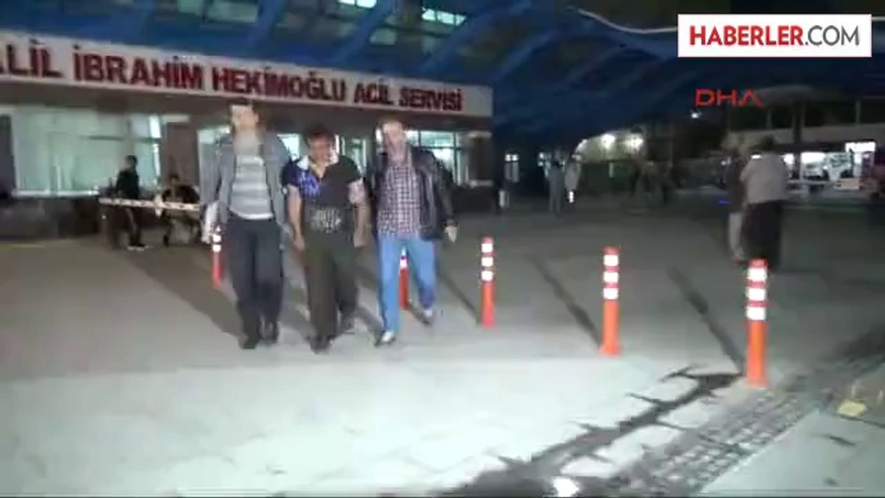 Para İsteyen Kardeşini Bıçakladı