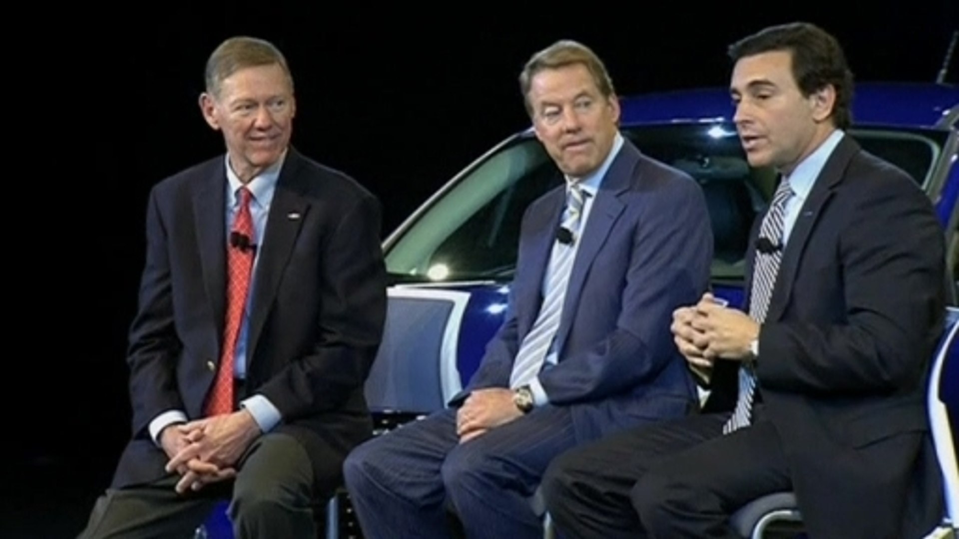 ⁣Ford CEO Mulally steps down; Fields steps up