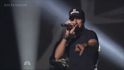 Luke Bryan - That's My Kind Of Night - iHeartRadio Music Awards