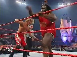 Mark Henry vs Chris Jericho (Raw 01.12.2004)