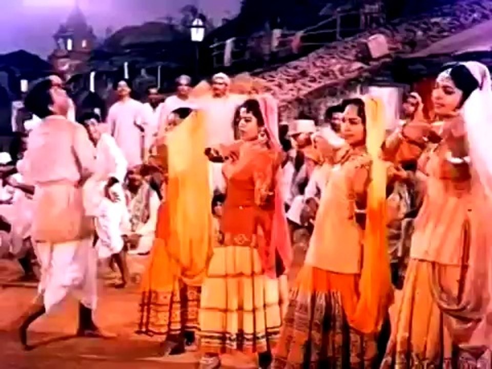 NAIN LAD JAYI HAI TO MANWA MA KASAK HOI BE KARI - 1961