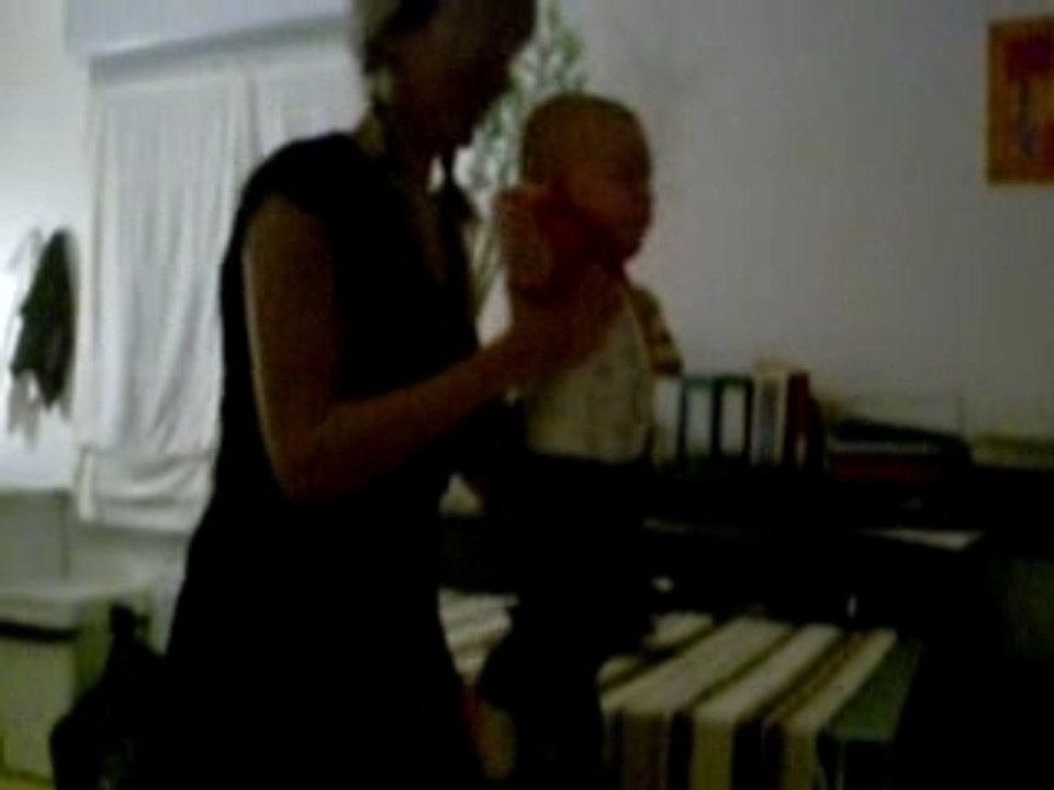 BEBE TROTEUR