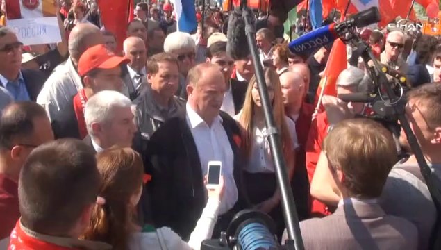 Moskova’da 1 Mayıs yürüyüşünde ABD ve NATO protesto edildi