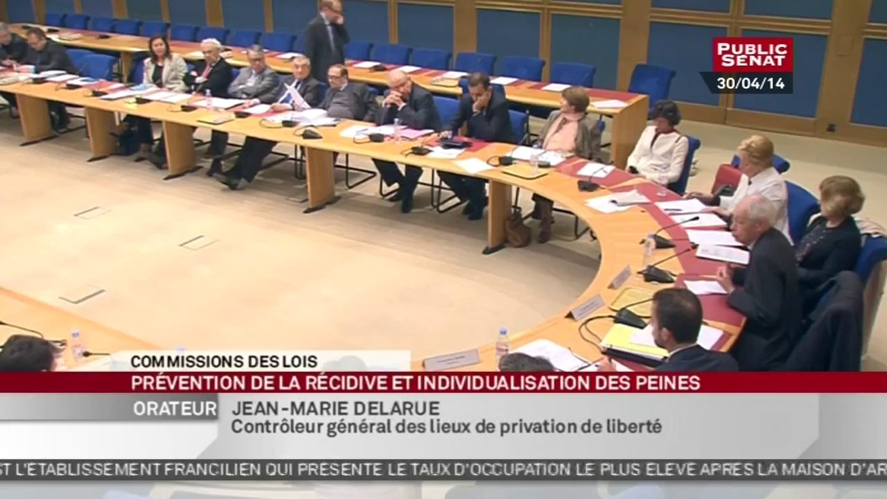 Auditions de Jean-Marie Delarue et Robert Badinter sur la prévention de la récidive - En séance