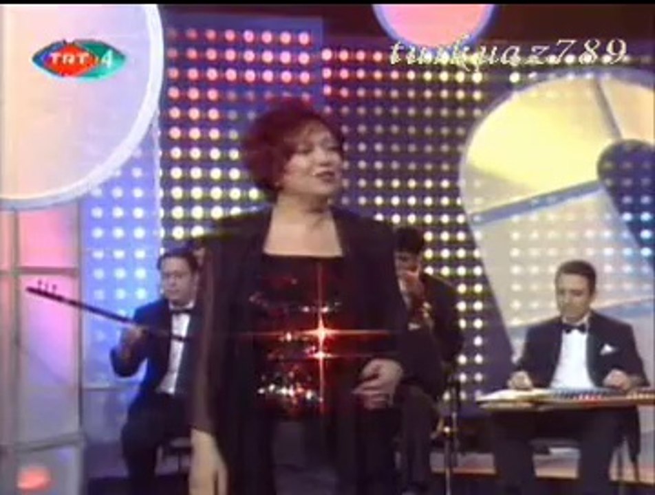 Neşe ÖZTAŞ-Bir Kere Sevdim Diye Bin Pişman Etme Beni
