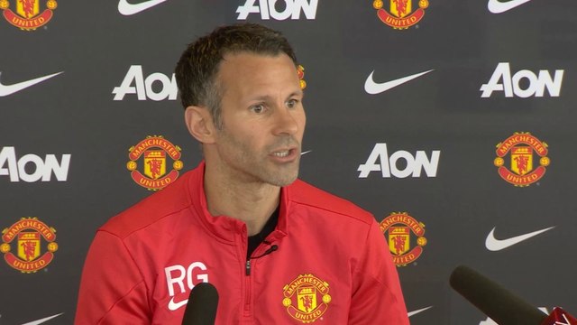 Giggs: Van Persie quasi pronto, al futuro non penso