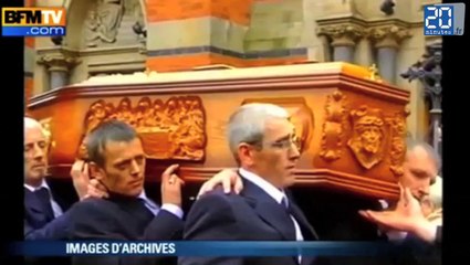 Le dirigeant nationaliste nord-irlandais Gerry Adams est arrêté pour meurtre